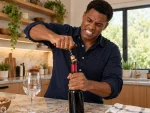 4-in-1 Electric Wine Opener Gift Set, Rechargeable - photo 3